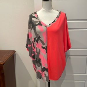 Women’s Dolman Short Sleeve Camo Knit Top